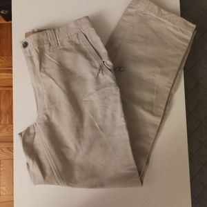 New without tag Columbia pants omni shade 50